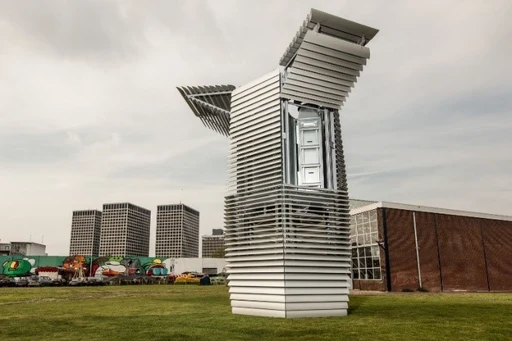 Studio Daan Roosegaarde, Smog Free Tower (afbeelding 1)